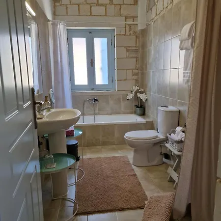 Margarita's Escape Villa *